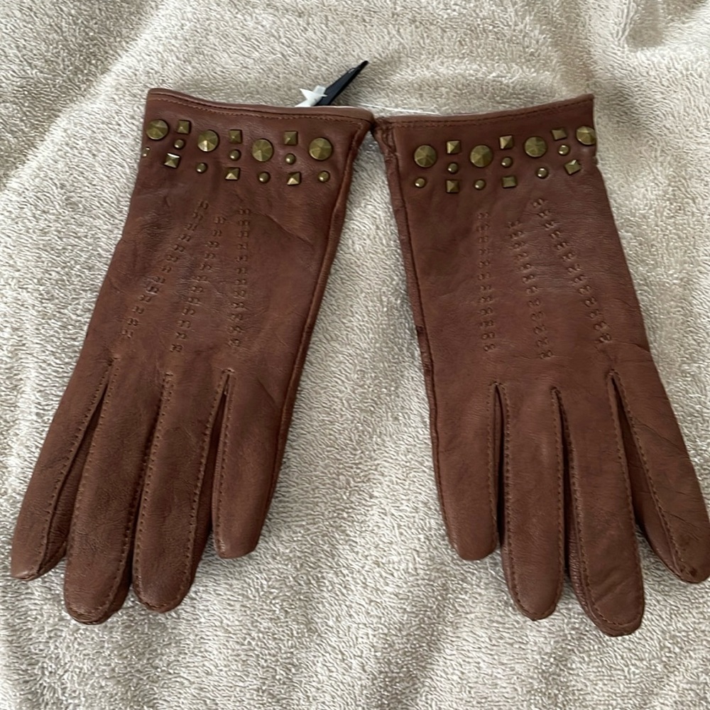 NWOT Banana Republic Brown Leather Studded Gloves